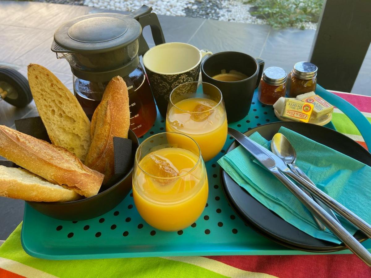 Apartment Mealsaveurs &